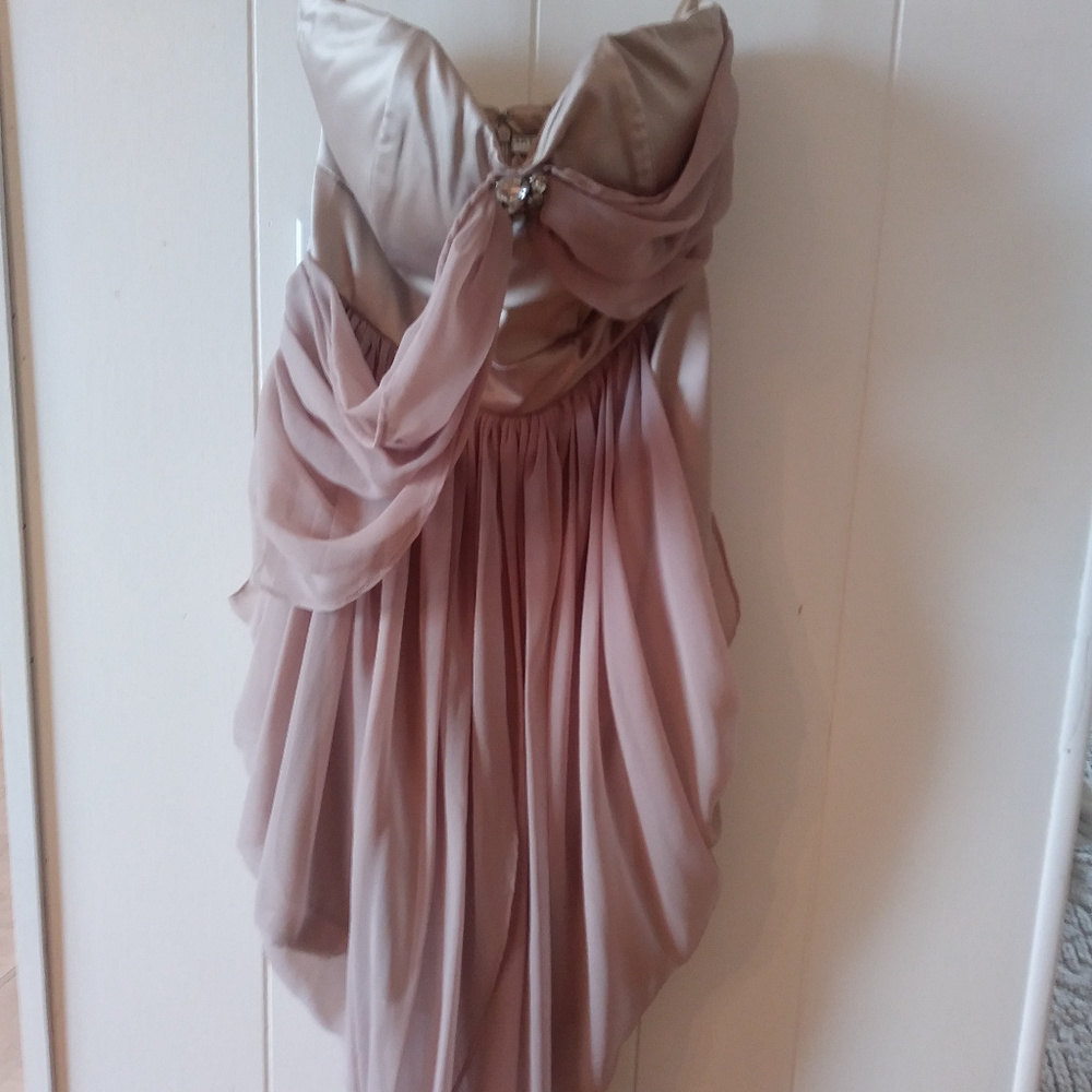 Gorgeous strapless cream layered dress S